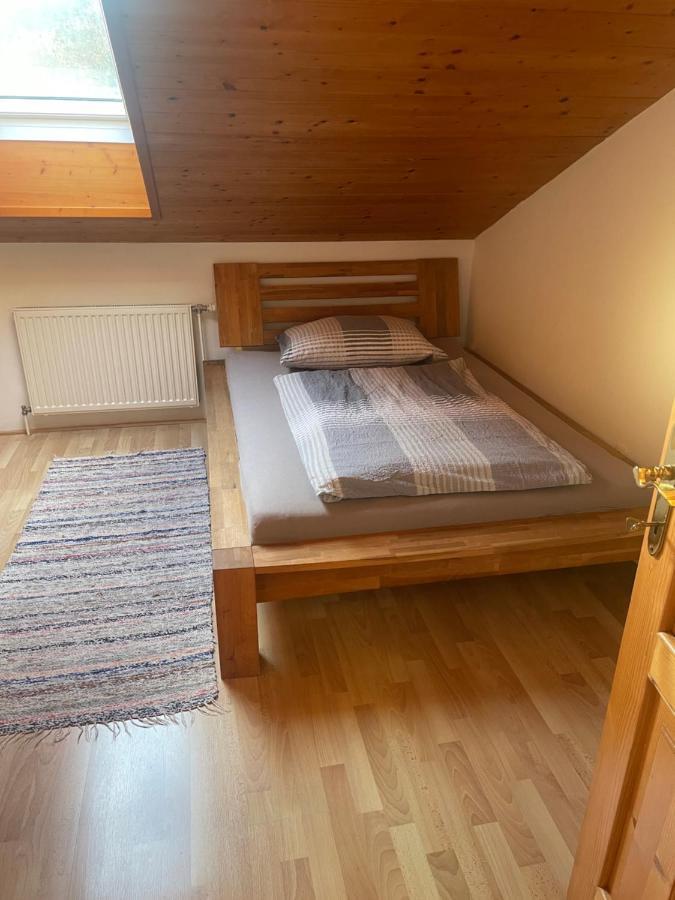 Ferienwohnung ,Hoizmann` Pinsdorf Exterior foto